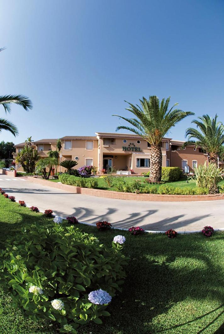 Residence Pace Village Tropea Exteriör bild